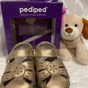 Pediped gold Mary Janes 18-24 mos